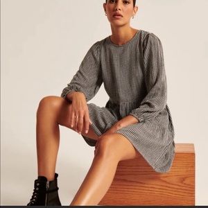 Abercrombie & Fitch | Trapeze Dress in Gingham